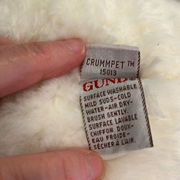 Gund White Crummpet Bear #15013. Size 11” - Picture 8 of 9